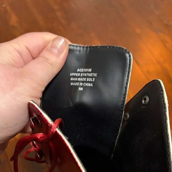 Trickz n Treatz Scream Queen Platform Boots - Picture 3 of 4